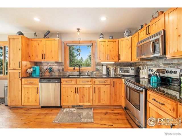 270 Choctaw Road, Lyons, CO 80540