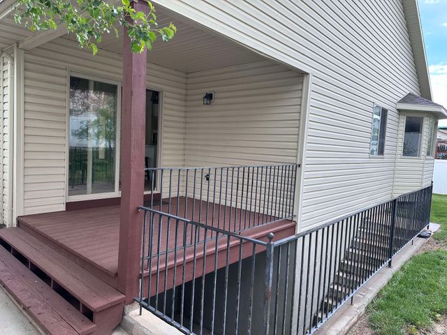 5754 S CREST FLOWER WAY, Kearns, UT 84118