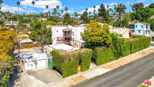 1135 N Coronado Street, Los Angeles, CA 90026