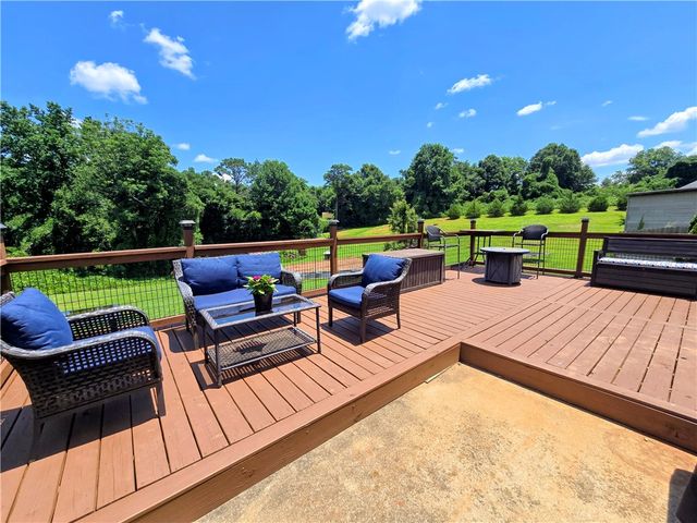 224 Ike Road, Six Mile, SC 29682