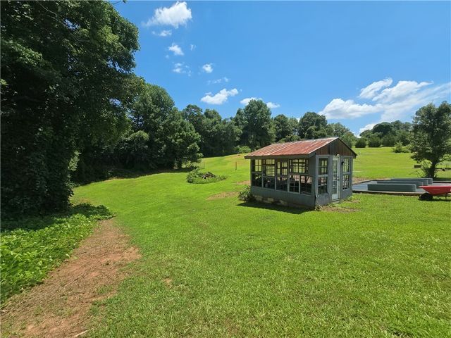 224 Ike Road, Six Mile, SC 29682