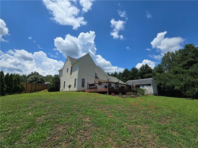 224 Ike Road, Six Mile, SC 29682