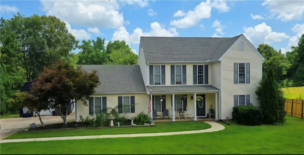224 Ike Road, Six Mile, SC 29682