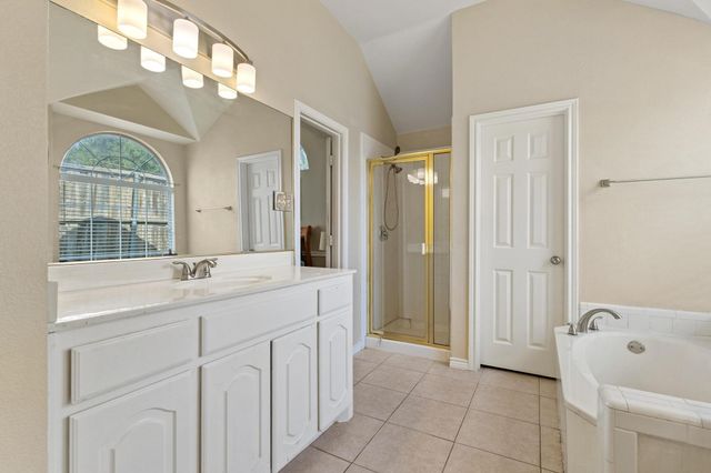 632 Delores Drive, Grand Prairie, TX 75052