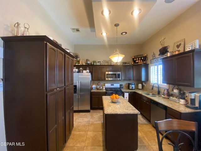 3184 Amistoso Street, El Paso, TX 79938