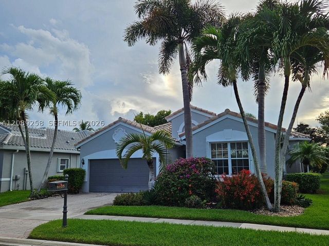 6525 Pavone St, Lake Worth, FL 33467