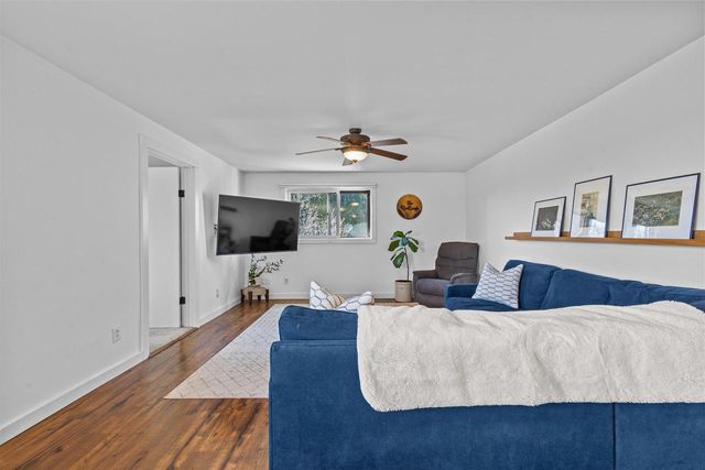 4471 GRIMSON ROAD, Oshkosh, WI 54904