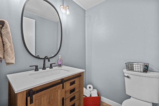 4471 GRIMSON ROAD, Oshkosh, WI 54904