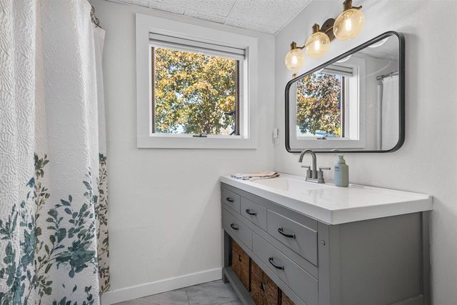 4471 GRIMSON ROAD, Oshkosh, WI 54904