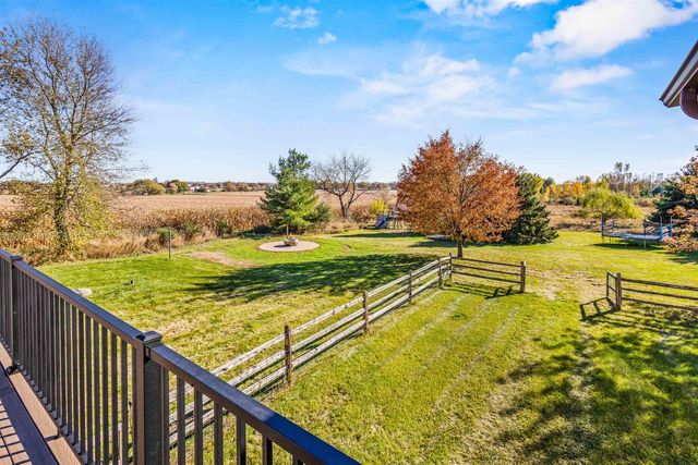 4471 GRIMSON ROAD, Oshkosh, WI 54904