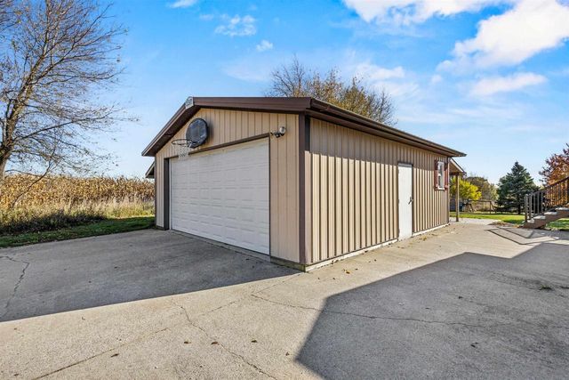 4471 GRIMSON ROAD, Oshkosh, WI 54904