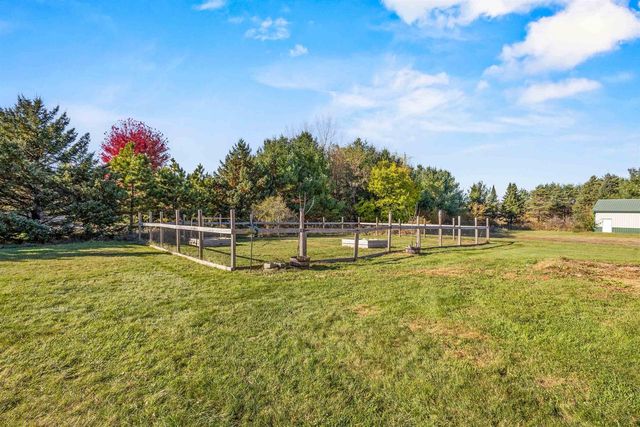 4471 GRIMSON ROAD, Oshkosh, WI 54904