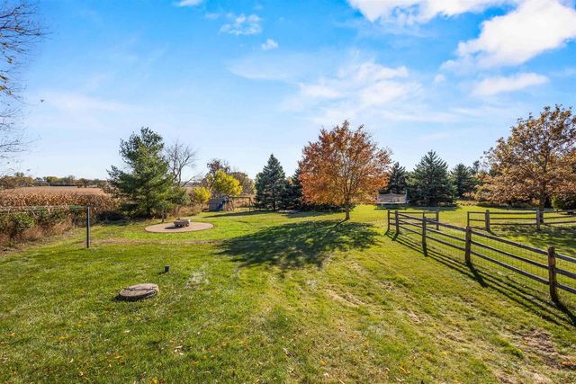 4471 GRIMSON ROAD, Oshkosh, WI 54904