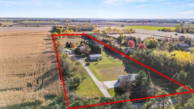 4471 GRIMSON ROAD, Oshkosh, WI 54904