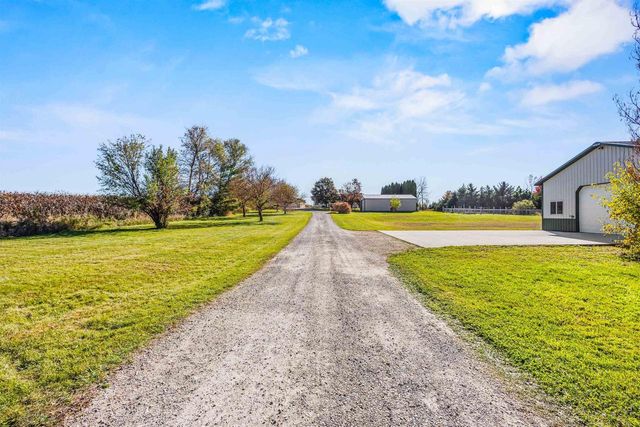 4471 GRIMSON ROAD, Oshkosh, WI 54904