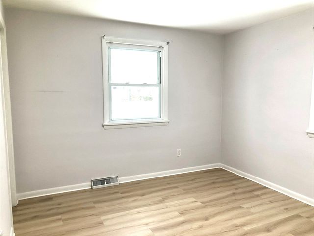 93 Rossiter Road, Rochester, NY 14620