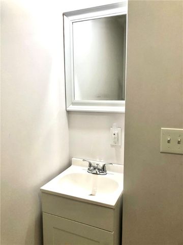 93 Rossiter Road, Rochester, NY 14620