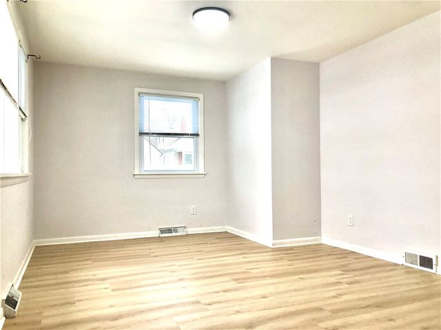 93 Rossiter Road, Rochester, NY 14620