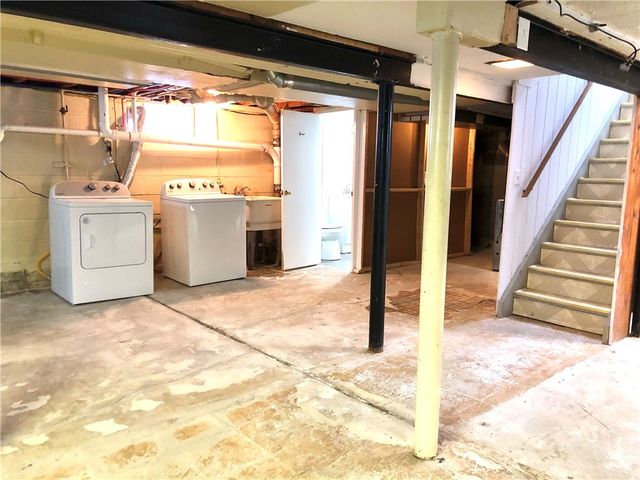 93 Rossiter Road, Rochester, NY 14620