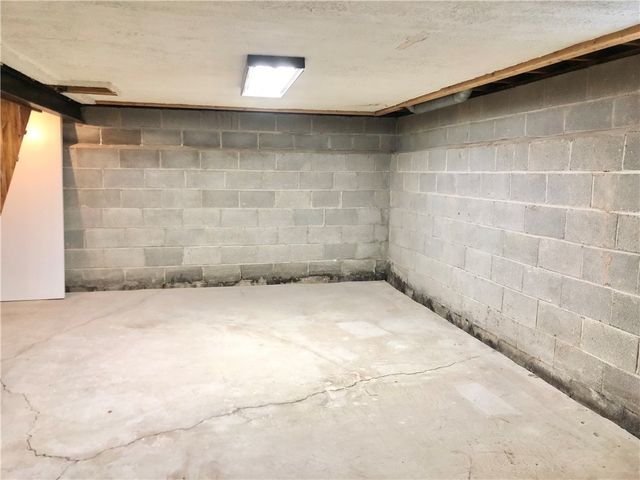 93 Rossiter Road, Rochester, NY 14620