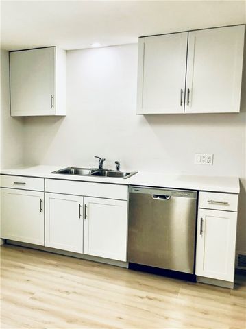 93 Rossiter Road, Rochester, NY 14620