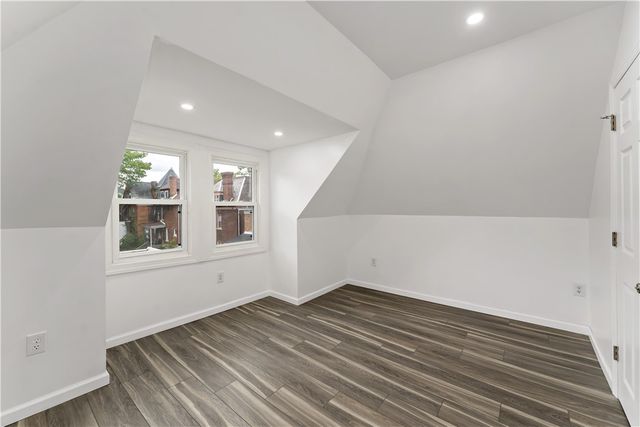 214 Morewood Ave, Bloomfield, PA 15213