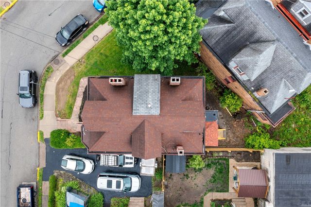 214 Morewood Ave, Bloomfield, PA 15213