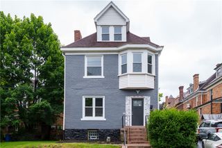 214 Morewood Ave, Bloomfield, PA 15213