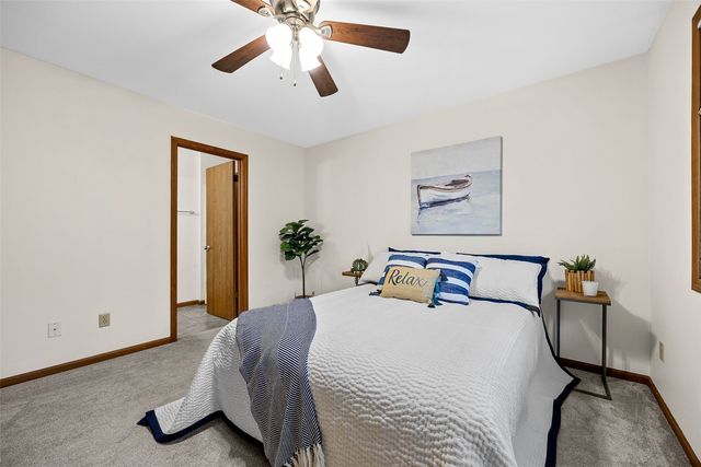 1914 12th Avenue, Coralville, IA 52241