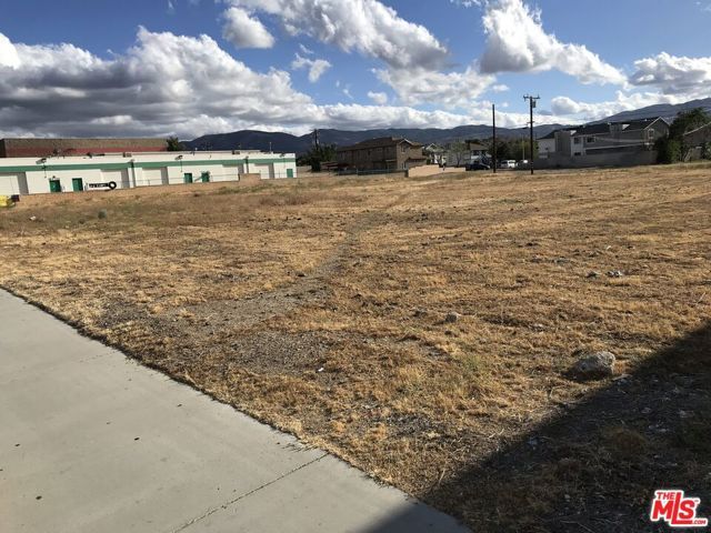 38701 E Avenue Q3, Palmdale, CA 93550