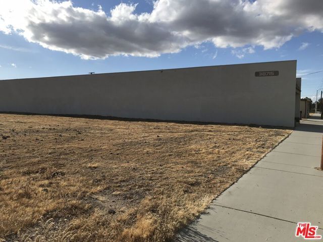 38701 E Avenue Q3, Palmdale, CA 93550