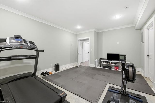 110 Springdale Avenue, Winston-salem, NC 27104