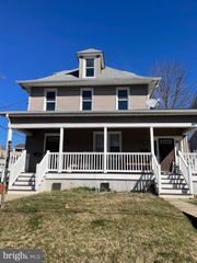 115 OAKLAND AVE, Audubon, NJ 08106