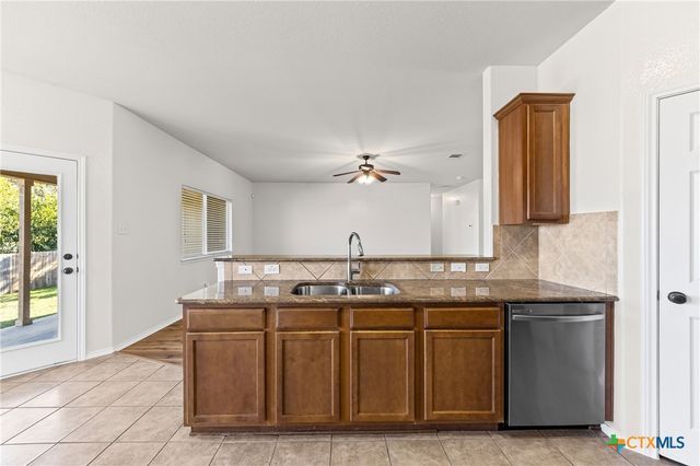 919 Starlight Drive, Temple, TX 76502