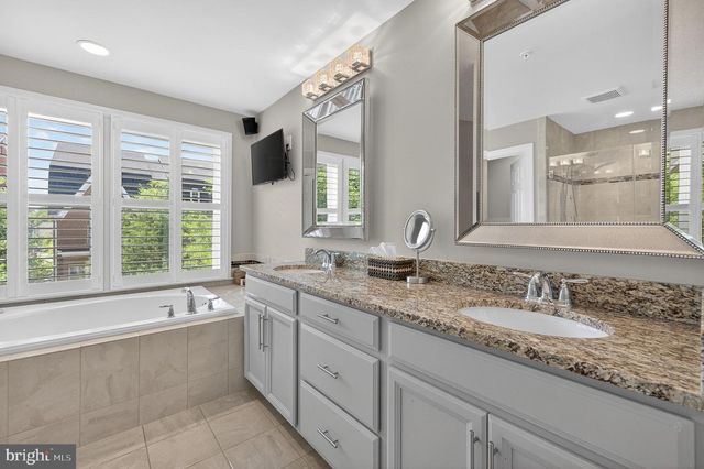 310 CROWN PARK AVE, Gaithersburg, MD 20878