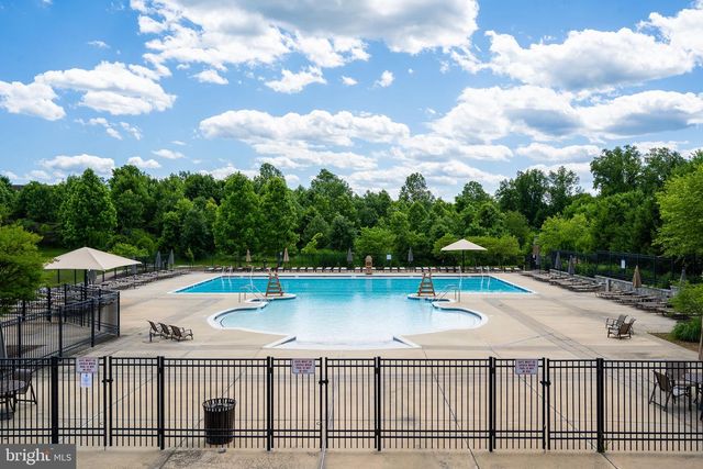 310 CROWN PARK AVE, Gaithersburg, MD 20878