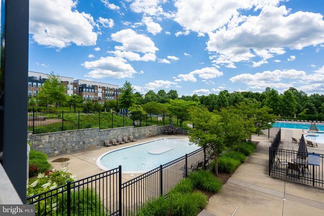 310 CROWN PARK AVE, Gaithersburg, MD 20878