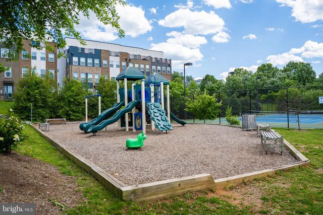 310 CROWN PARK AVE, Gaithersburg, MD 20878