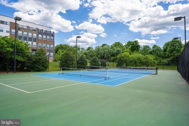 310 CROWN PARK AVE, Gaithersburg, MD 20878
