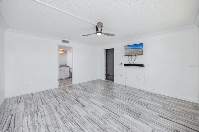 7600 SUN ISLAND DRIVE S 107, South Pasadena, FL 33707