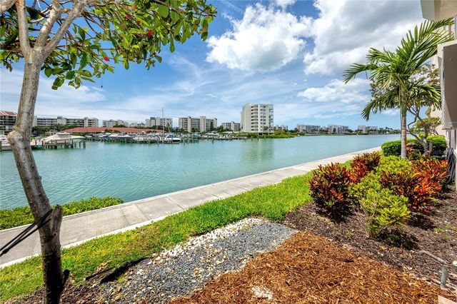 7600 SUN ISLAND DRIVE S 107, South Pasadena, FL 33707