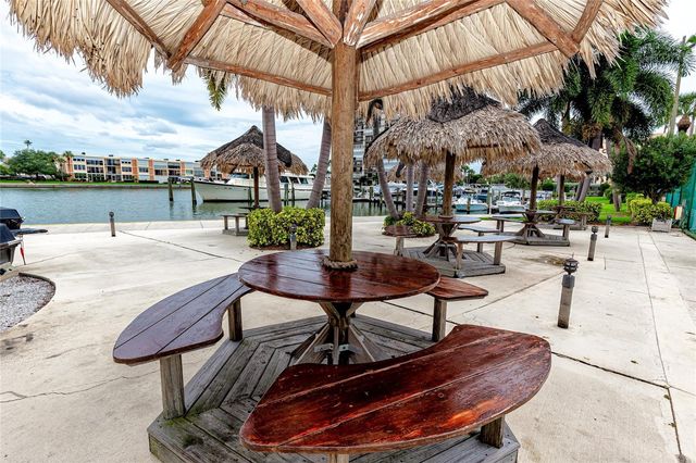 7600 SUN ISLAND DRIVE S 107, South Pasadena, FL 33707