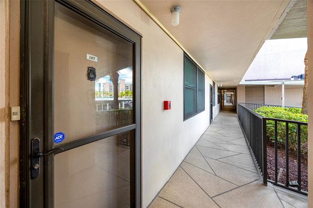 7600 SUN ISLAND DRIVE S 107, South Pasadena, FL 33707