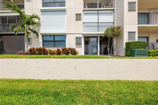 7600 SUN ISLAND DRIVE S 107, South Pasadena, FL 33707