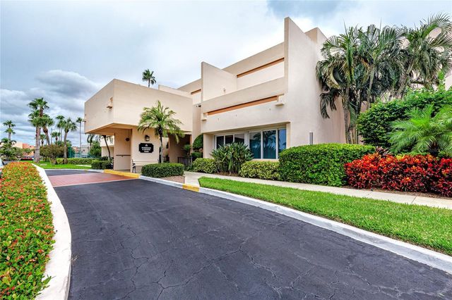 7600 SUN ISLAND DRIVE S 107, South Pasadena, FL 33707