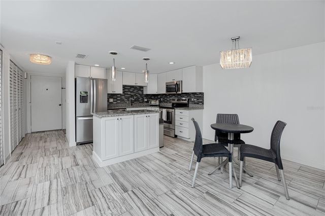 7600 SUN ISLAND DRIVE S 107, South Pasadena, FL 33707