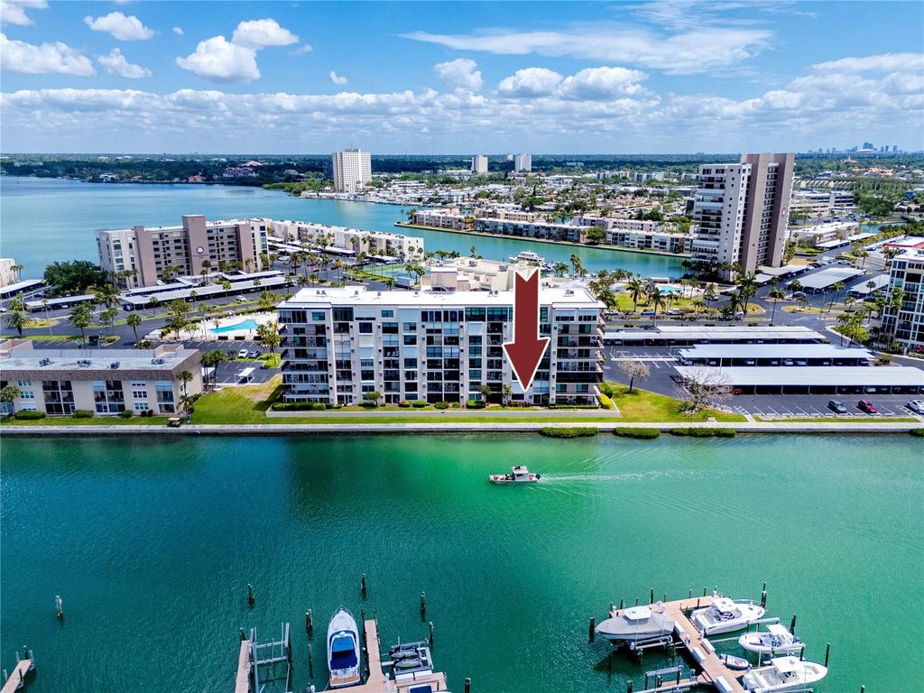 7600 SUN ISLAND DRIVE S 107, South Pasadena, FL 33707