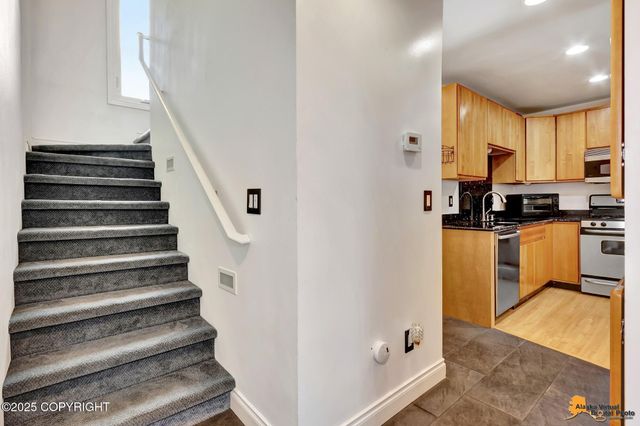 1005 W 80th Avenue, Anchorage, AK 99518