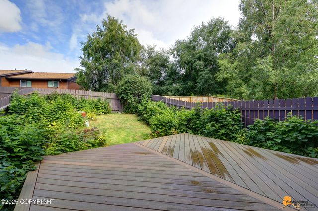 1005 W 80th Avenue, Anchorage, AK 99518