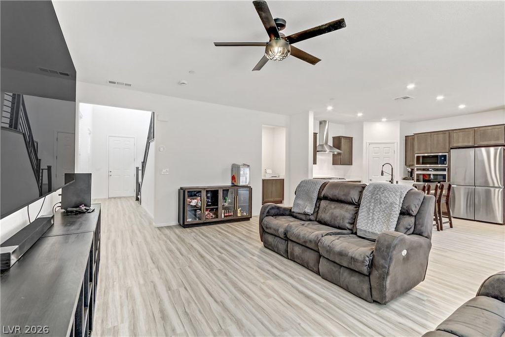 10964 Oregano Avenue, Las Vegas, NV 89166 — photo 5